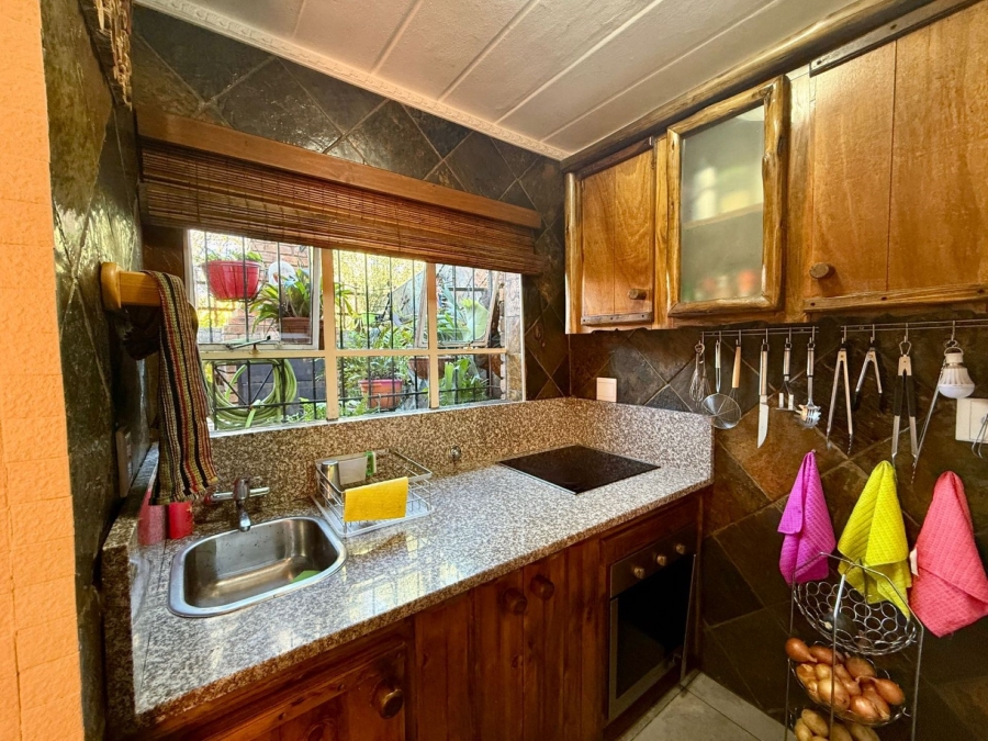 2 Bedroom Property for Sale in Dorandia Gauteng