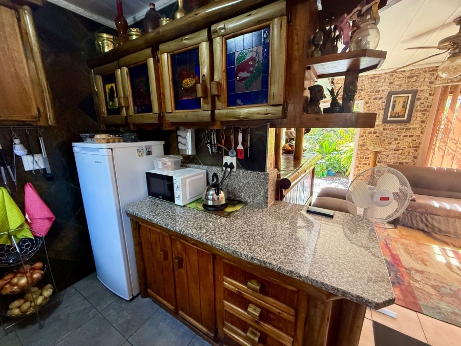2 Bedroom Property for Sale in Dorandia Gauteng