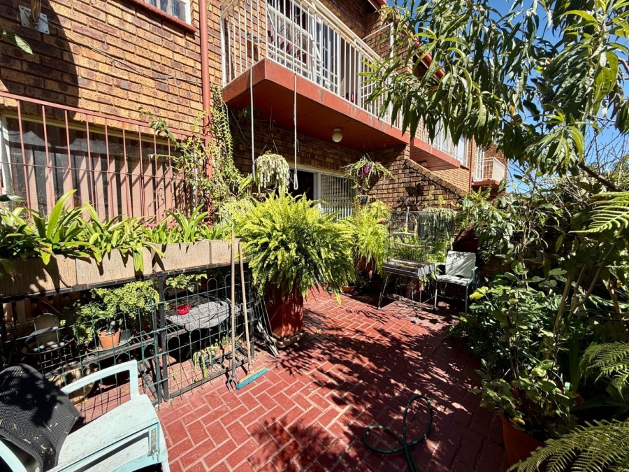 2 Bedroom Property for Sale in Dorandia Gauteng