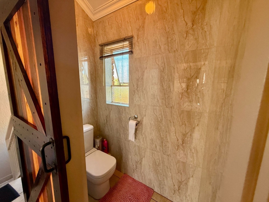 2 Bedroom Property for Sale in Dorandia Gauteng