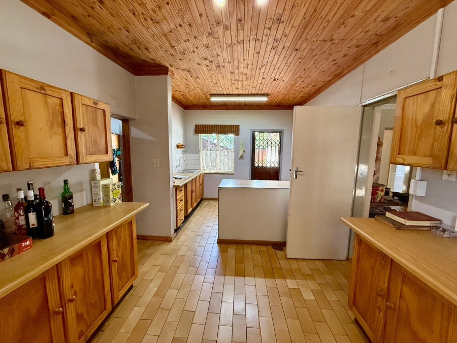 4 Bedroom Property for Sale in Tileba Gauteng