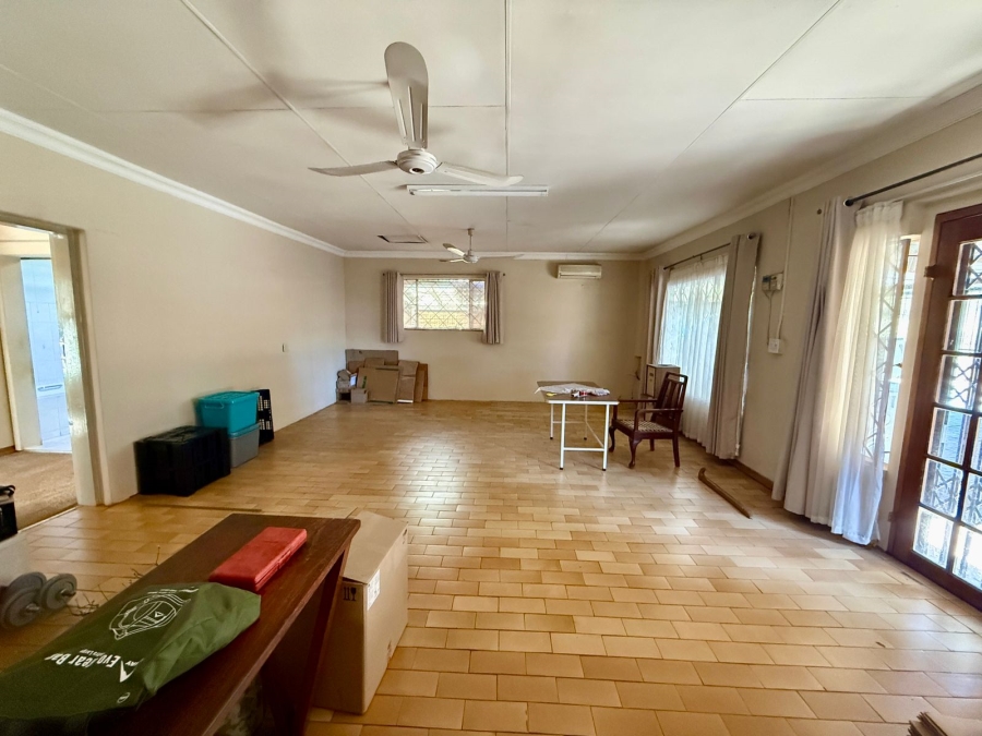4 Bedroom Property for Sale in Tileba Gauteng