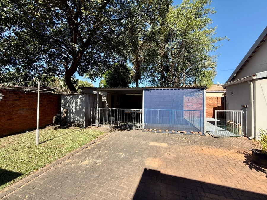4 Bedroom Property for Sale in Tileba Gauteng