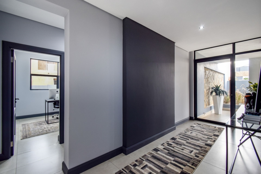 To Let 4 Bedroom Property for Rent in Midstream Heights Gauteng
