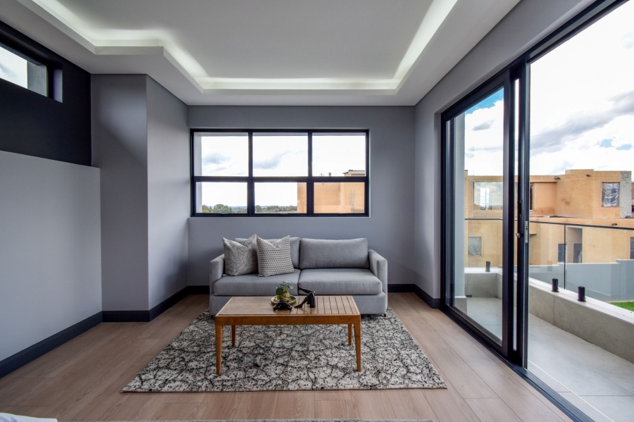 To Let 4 Bedroom Property for Rent in Midstream Heights Gauteng