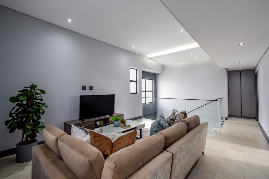 To Let 4 Bedroom Property for Rent in Midstream Heights Gauteng