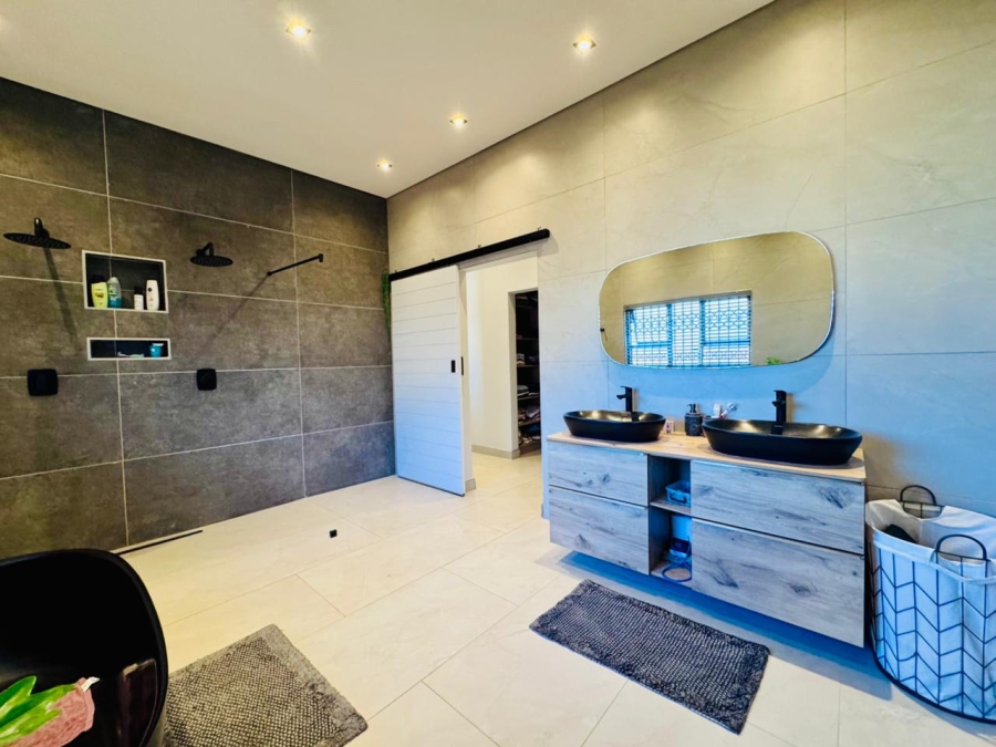 3 Bedroom Property for Sale in Cynthia Vale Gauteng