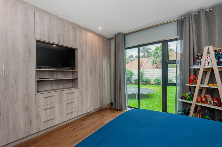 3 Bedroom Property for Sale in Klippoortje Gauteng