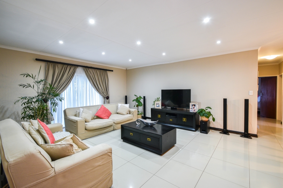 3 Bedroom Property for Sale in Moreleta Park Gauteng