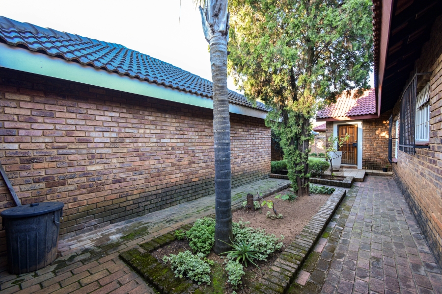 3 Bedroom Property for Sale in Moreleta Park Gauteng