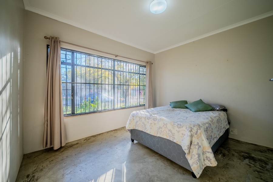 4 Bedroom Property for Sale in Garsfontein Gauteng