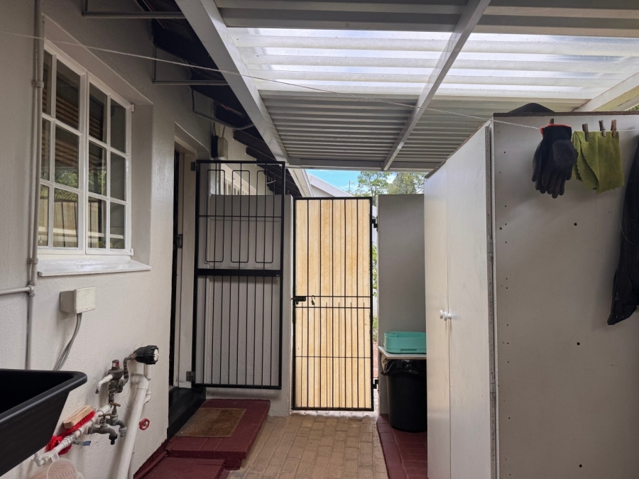 2 Bedroom Property for Sale in Bryanston Gauteng