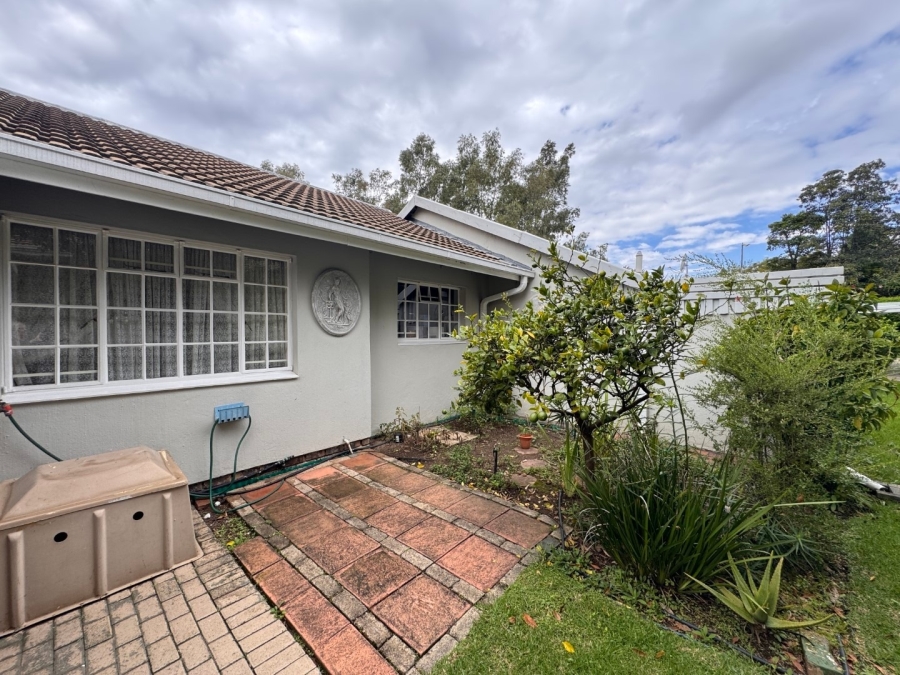 2 Bedroom Property for Sale in Bryanston Gauteng