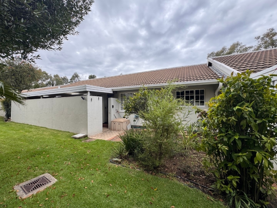 2 Bedroom Property for Sale in Bryanston Gauteng
