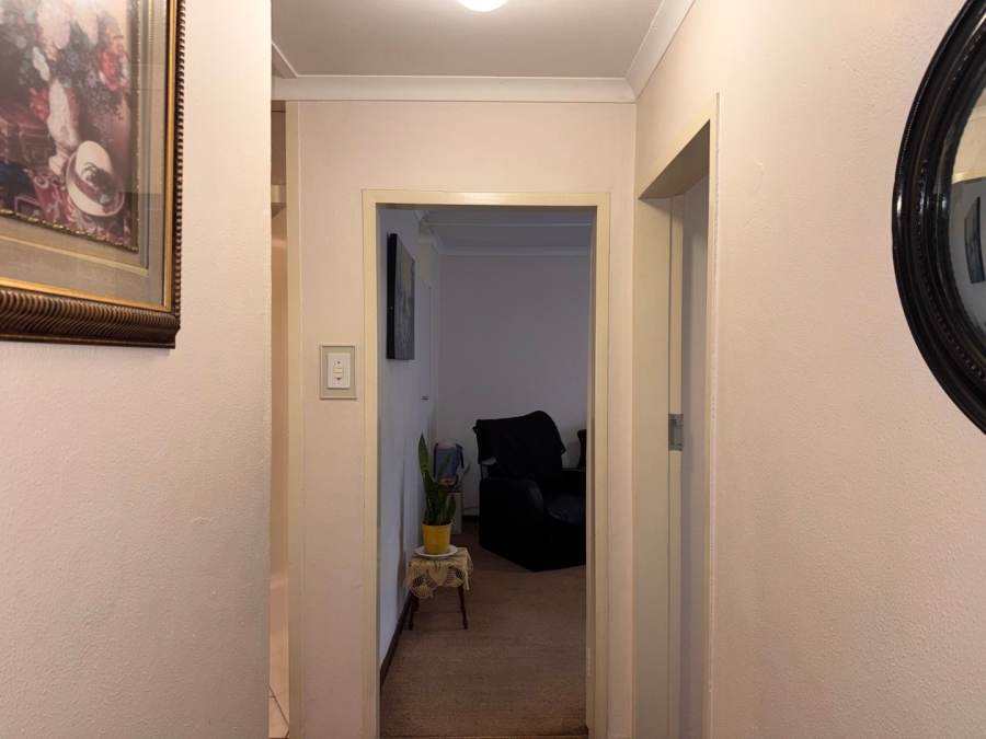 2 Bedroom Property for Sale in Bryanston Gauteng