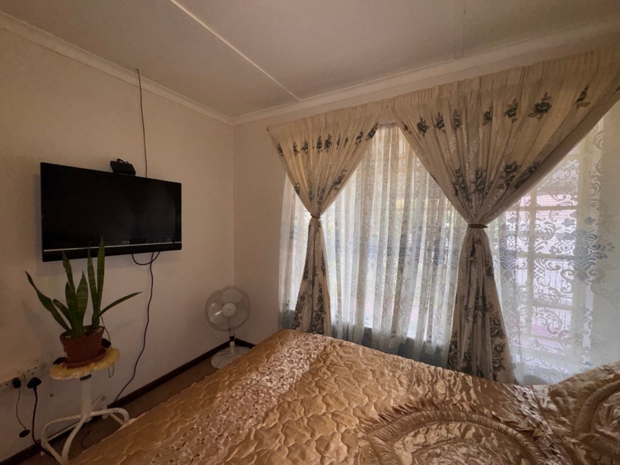 2 Bedroom Property for Sale in Bryanston Gauteng