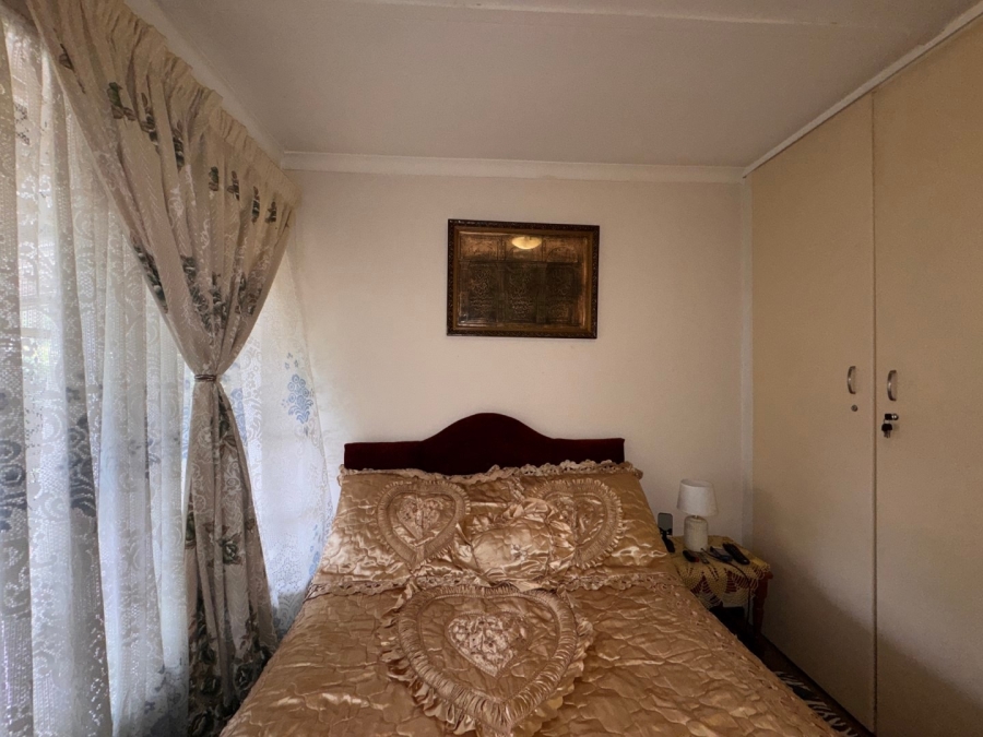 2 Bedroom Property for Sale in Bryanston Gauteng