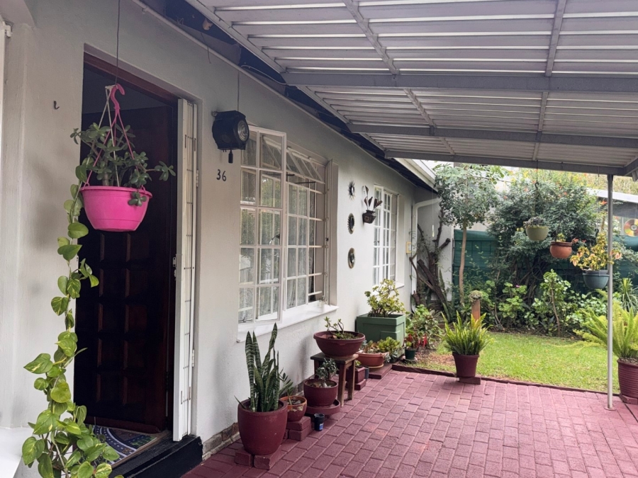 2 Bedroom Property for Sale in Bryanston Gauteng