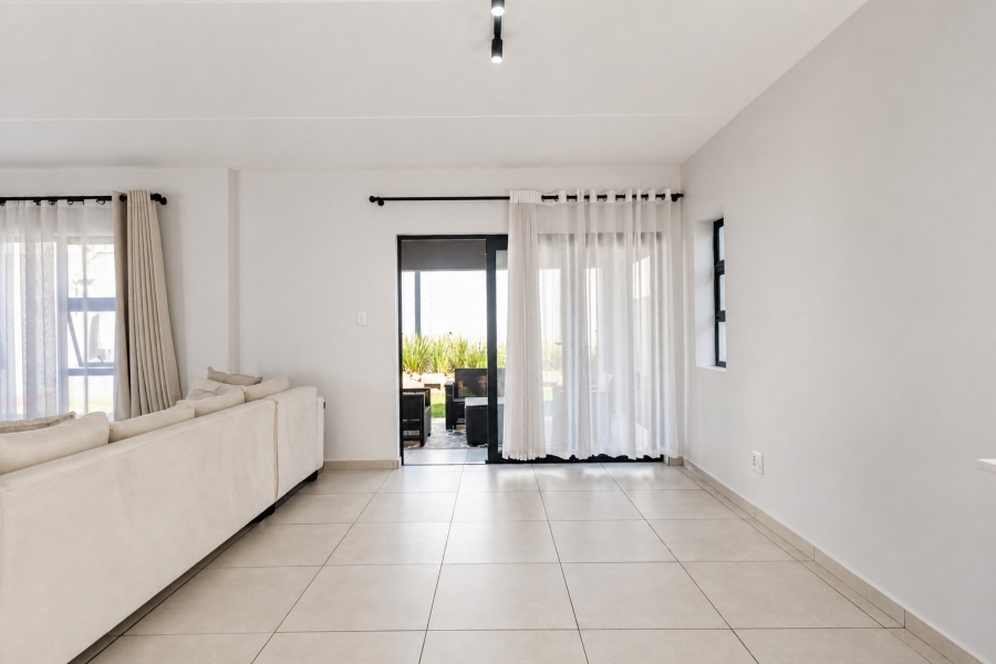 4 Bedroom Property for Sale in Broadacres Gauteng