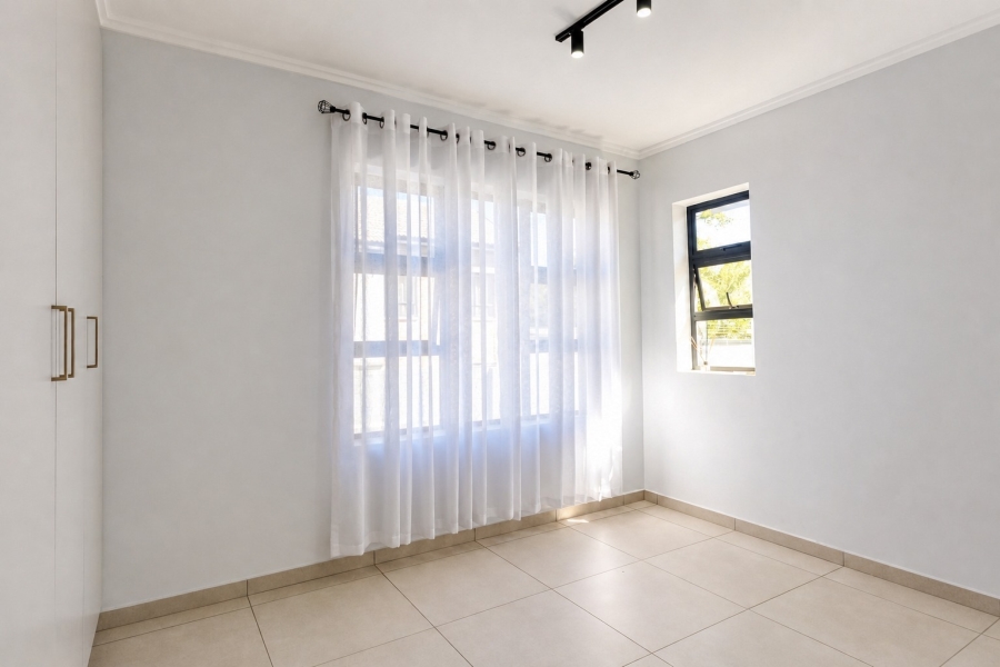 4 Bedroom Property for Sale in Broadacres Gauteng