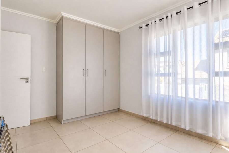 4 Bedroom Property for Sale in Broadacres Gauteng