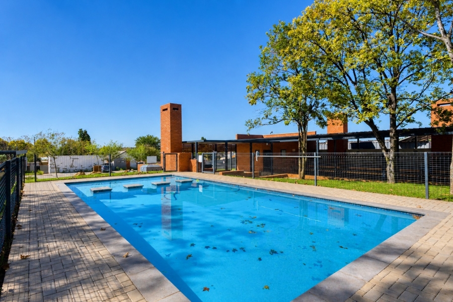 4 Bedroom Property for Sale in Broadacres Gauteng