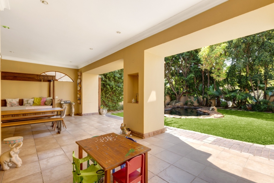 5 Bedroom Property for Sale in Dainfern Golf Estate Gauteng