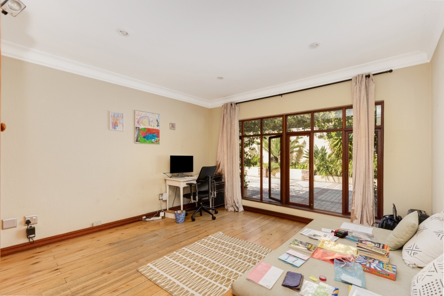 5 Bedroom Property for Sale in Dainfern Golf Estate Gauteng