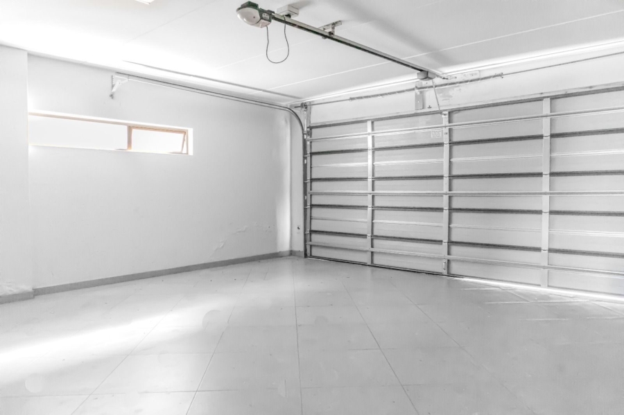To Let 4 Bedroom Property for Rent in Craigavon Gauteng