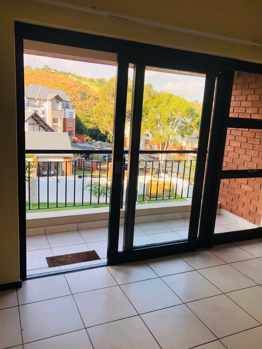 To Let 2 Bedroom Property for Rent in Oakdene Gauteng