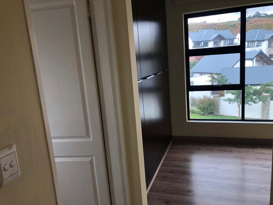 To Let 2 Bedroom Property for Rent in Oakdene Gauteng