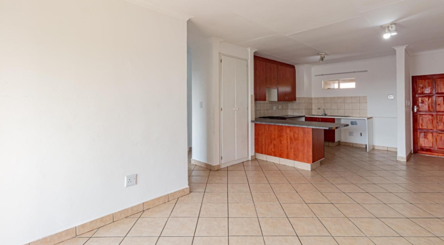 To Let 2 Bedroom Property for Rent in North Riding Gauteng