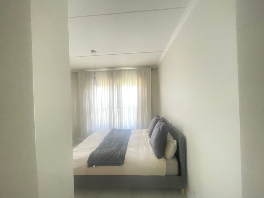 To Let 2 Bedroom Property for Rent in Crowthorne AH Gauteng