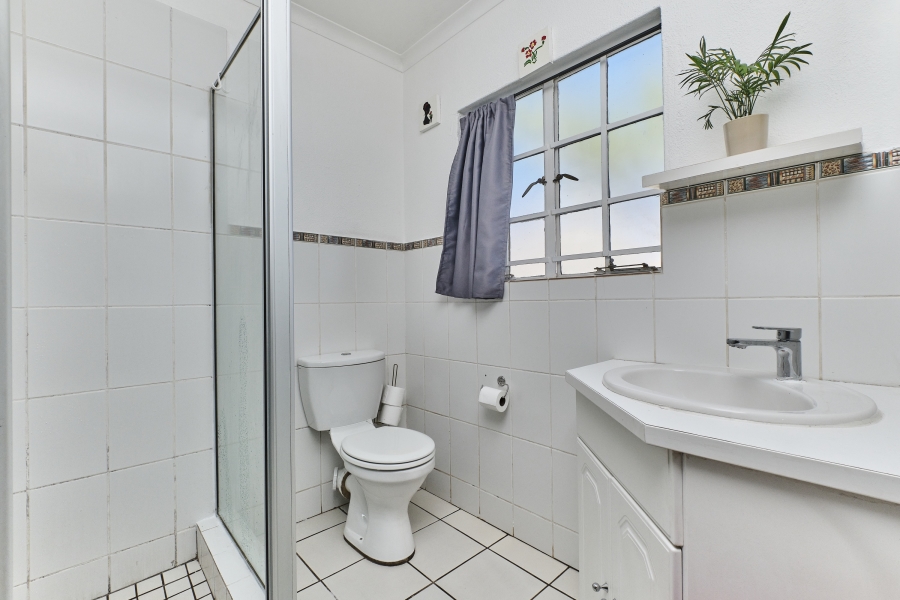 2 Bedroom Property for Sale in Fairland Gauteng