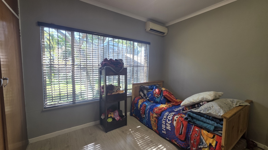 5 Bedroom Property for Sale in Moreleta Park Gauteng