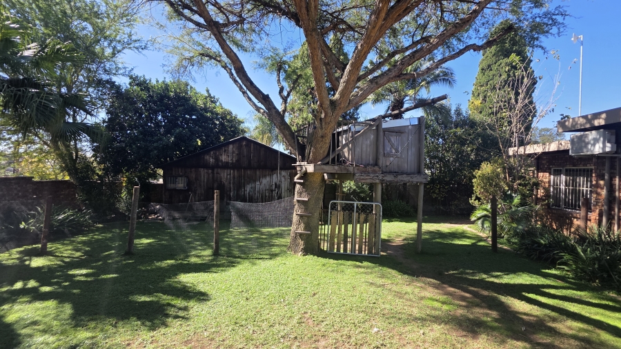 5 Bedroom Property for Sale in Moreleta Park Gauteng