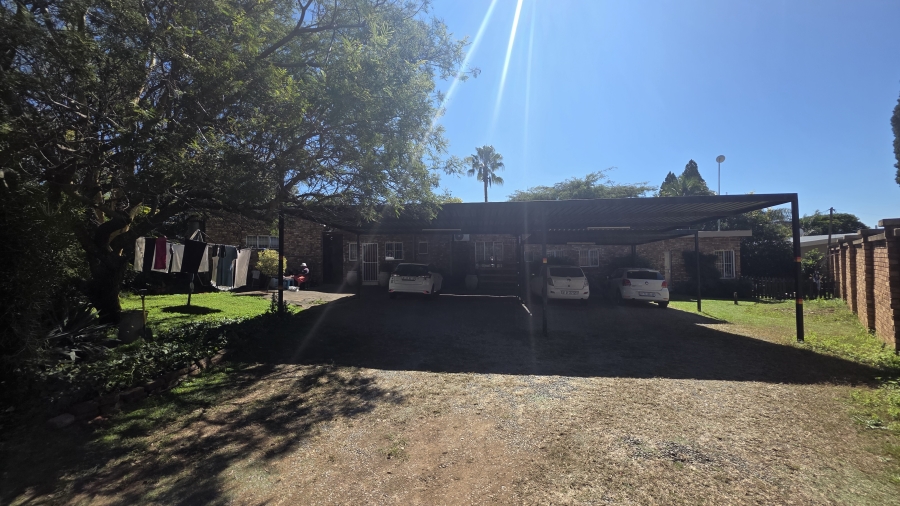 5 Bedroom Property for Sale in Moreleta Park Gauteng