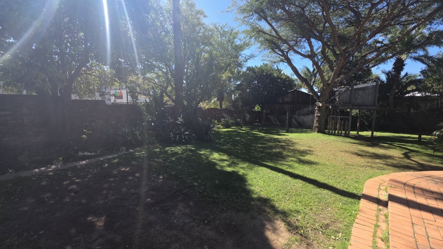 5 Bedroom Property for Sale in Moreleta Park Gauteng