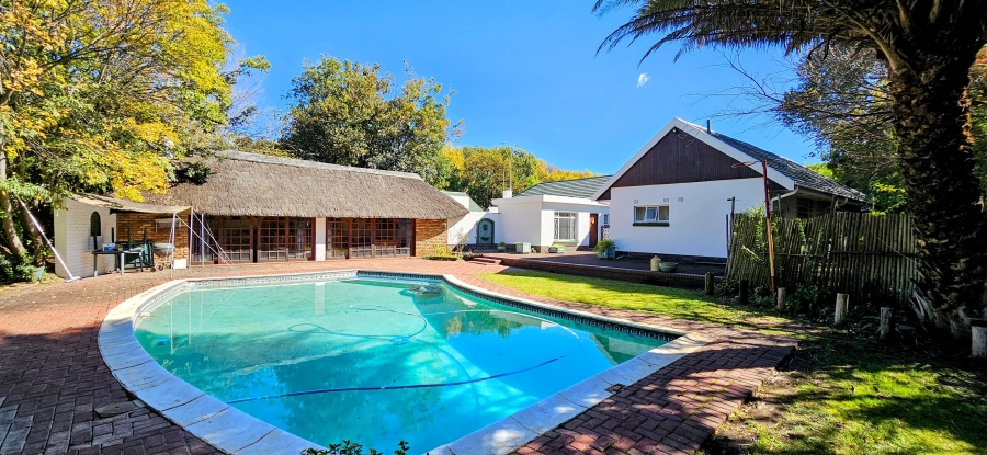 4 Bedroom Property for Sale in Three Rivers Proper Gauteng