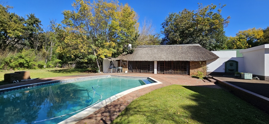 4 Bedroom Property for Sale in Three Rivers Proper Gauteng