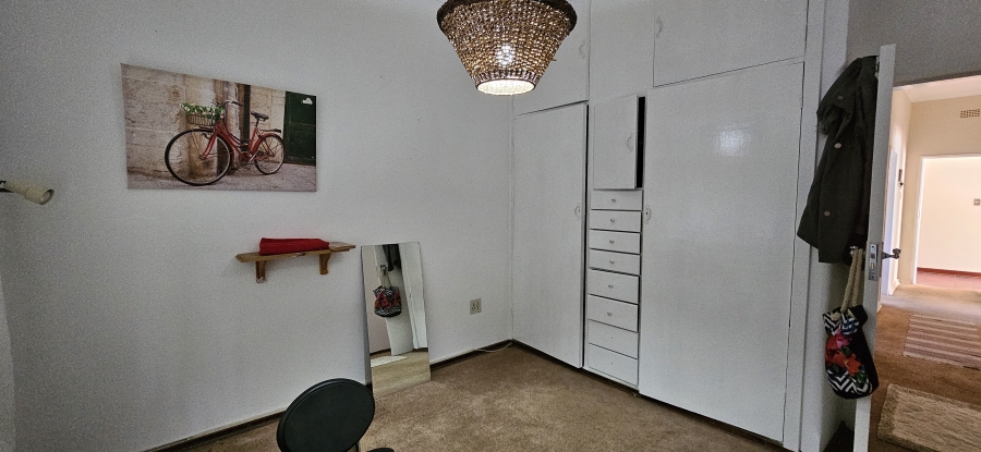 4 Bedroom Property for Sale in Three Rivers Proper Gauteng