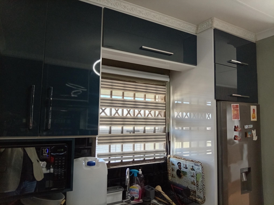 3 Bedroom Property for Sale in Crystal Park Gauteng