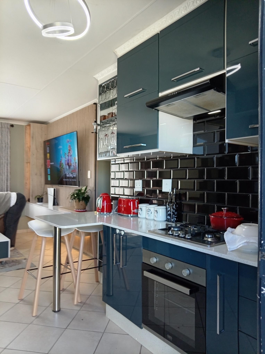 3 Bedroom Property for Sale in Crystal Park Gauteng