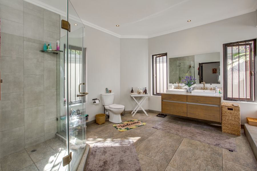 3 Bedroom Property for Sale in Bryanston Gauteng