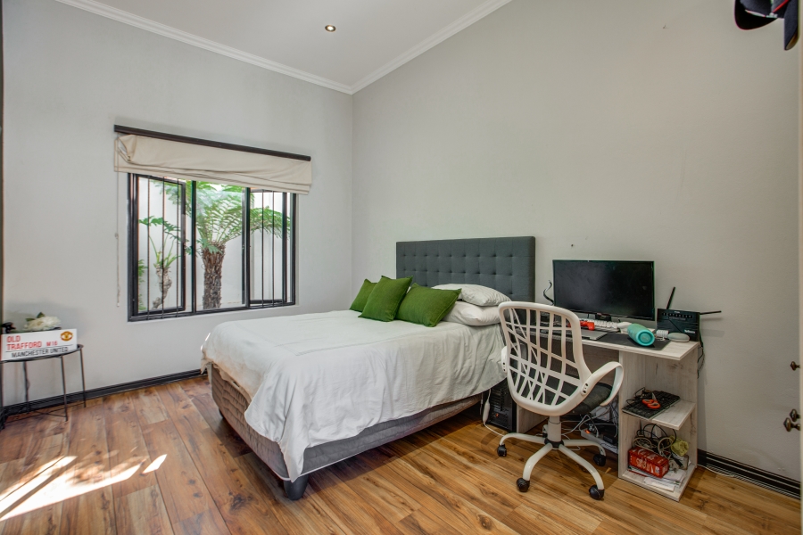 3 Bedroom Property for Sale in Bryanston Gauteng