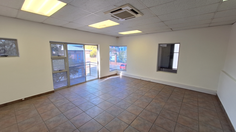 To Let Commercial Property for Rent in North Riding Gauteng