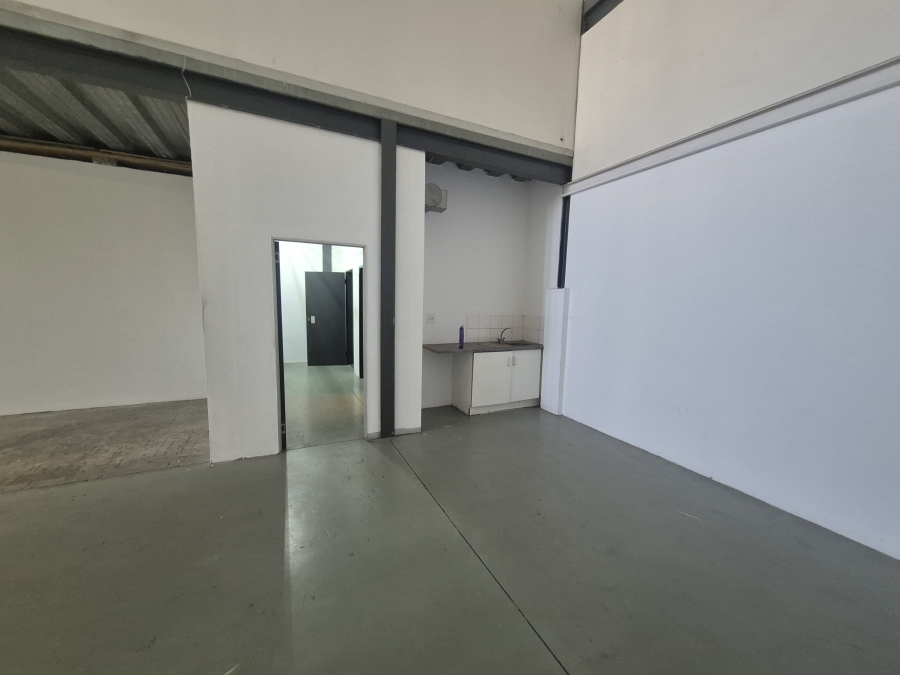 To Let Commercial Property for Rent in Meadowdale Gauteng
