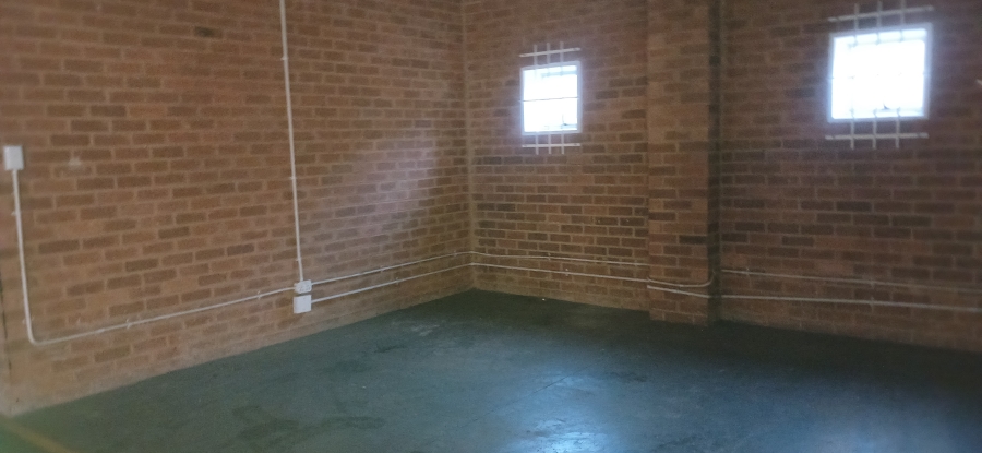 To Let Commercial Property for Rent in Sebenza Gauteng