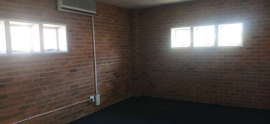 To Let Commercial Property for Rent in Sebenza Gauteng