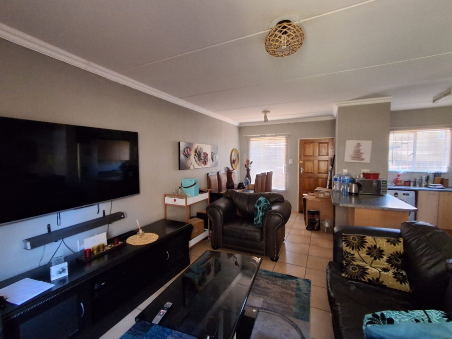2 Bedroom Property for Sale in Strubensvallei Gauteng